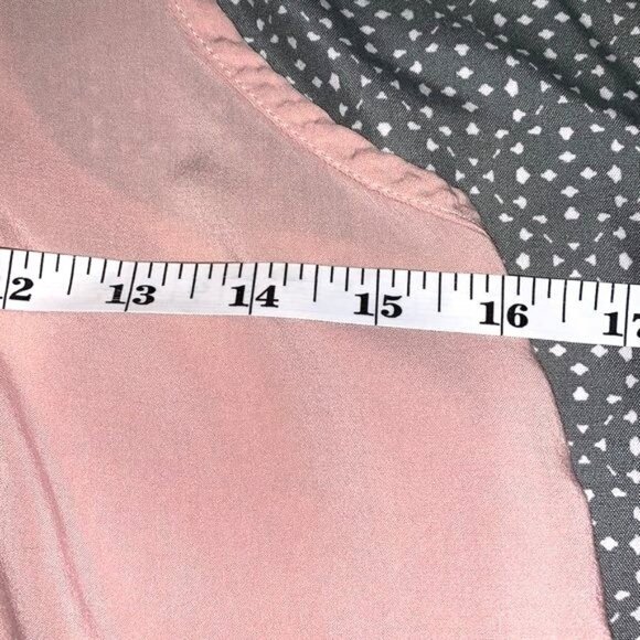 Pink Sleeveless Ruffled Blouse - Picture 5 of 6